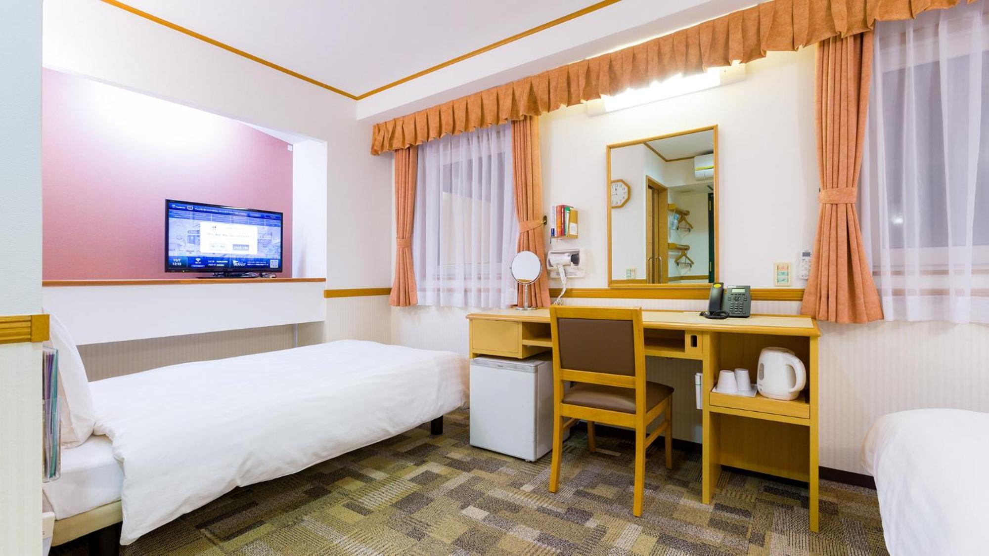 Toyoko Inn Hiroshima-eki Shinkansen-guchi 1 Værelse billede